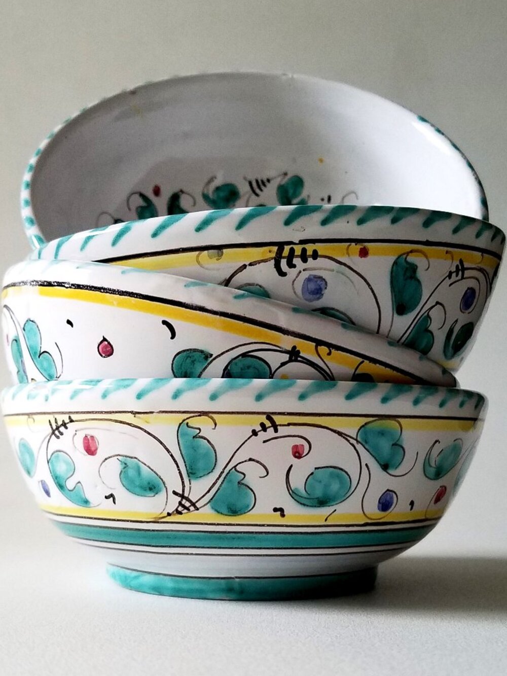 Vintage Italian P.V. Italy Rooster Bowls